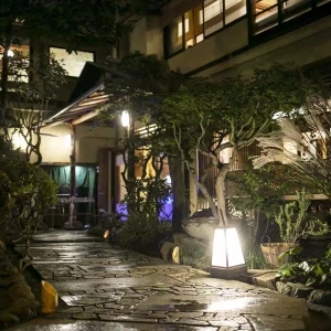 茶寮一松中庭|茶寮一松（登録有形文化財）の写真(34009678)