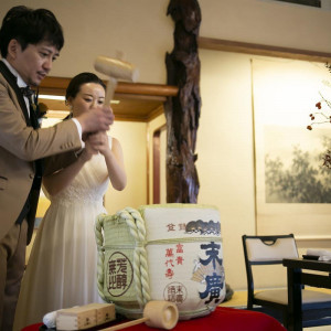 【先輩カップル披露宴シーン】|茶寮一松（登録有形文化財）の写真(34010684)