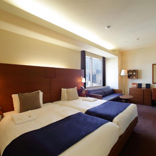 新郎新婦は式前日～翌日まで2泊3日の宿泊特典付の為、ゆっくりと準備をしてから式に臨めます。