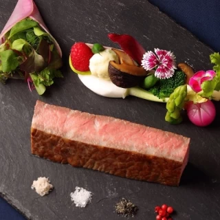 【来館特典】ミシュラン一つ星の豪華3万円相当美食体験