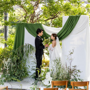 【日曜限定】2025年12月までの結婚式限定！前撮りプレゼント付フェア