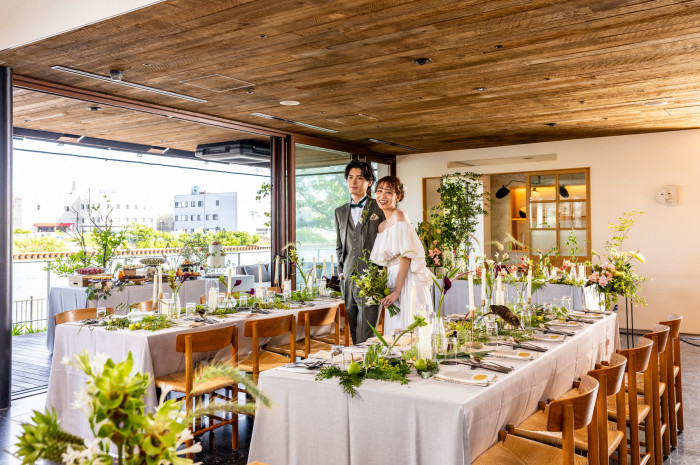 20-30名様程の結婚式に最適なバンケット。ゲスト一人一人の表情を見ながら過ごせます。