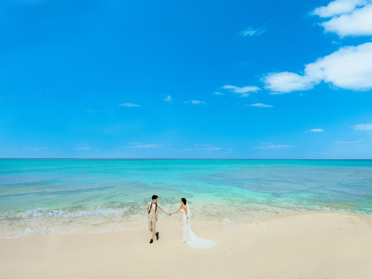 沖縄屈指のビーチリゾートで叶うロケーションフォト