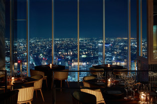 夜景が美しいナイトウエディング|GRADATIONS（グラデーションズ）の写真(45428637)