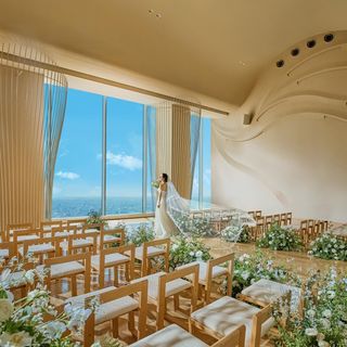 連休SP＼アマギフ2.5万＆150万特典／駅直結×天空挙式×1組貸切
