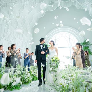 ＼ドレス1着無料×牛フィレ試食／最大150万優待！式場丸ごと見学