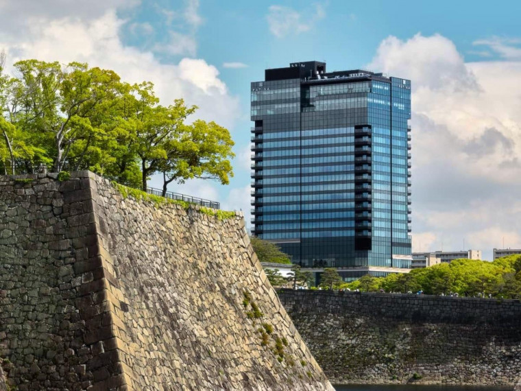 大阪城公園と難波宮跡に隣接した美しい景観