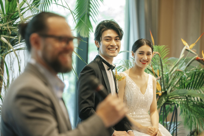 大切なゲストひとりひとりと顔を合わせ、時間をかけて話せるのは少人数結婚式ならでは