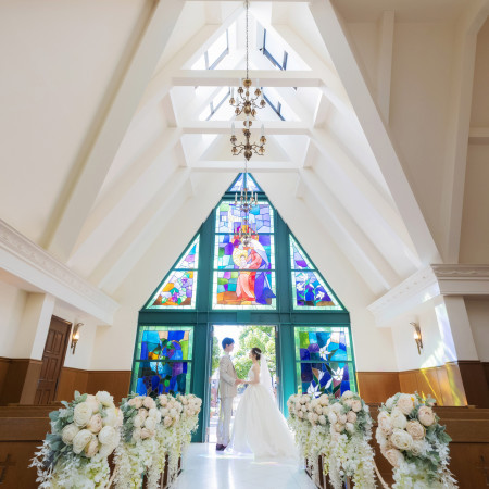 理想の結婚式を叶える本格チャペル