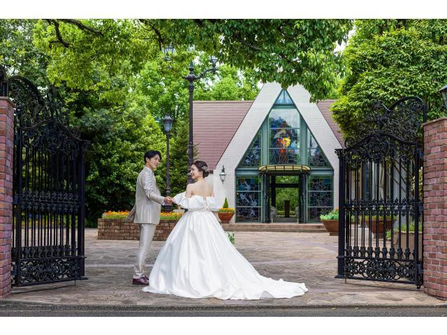 森の邸宅で叶えるプライベートウエディングをご紹介