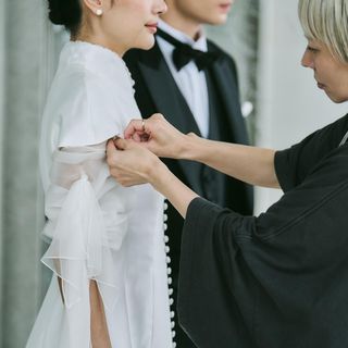 特別な一日を彩る上質なウェディングドレス