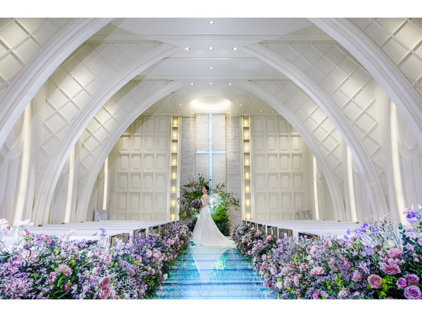 【セント・ブリリアント】ダイヤモンドきらめくチャペル