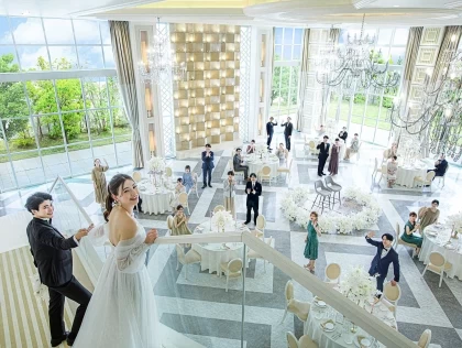 すべての花嫁におくる
輝かしい幸せに満ちた
ウェディングをご提案