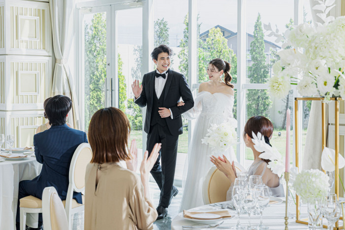 お料理を愉しみながらアットホームに祝福される贅沢な空間
