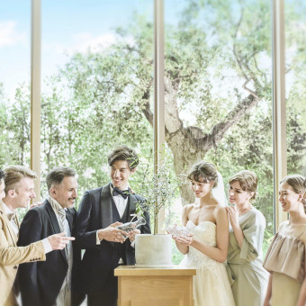 ナチュラルなチャペルだからこそ、少人数でも大人数でもちょうど良く馴染む心地よい空間