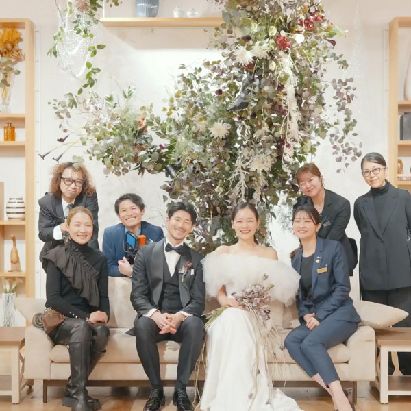 ふたりの結婚式をサポートする心強いスタッフたちが、ふたりの理想を形にしてくれる