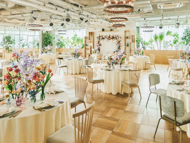 ハードルが高いと思っていたオリジナルウエディングが、無理なく叶えられる