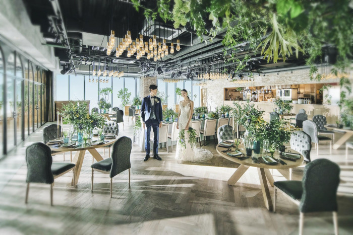 コーディネート次第でナチュラルにも、大人シックにも自在にアレンジ可能。