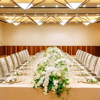 ≪6名~家族婚可≫チャペル入場&新作ドレス&会場VR体験フェア