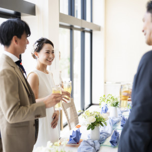 挙式後はオーシャンビューの会場にてお食事会♪|瀬長島ホテルウエディングの写真(50049792)