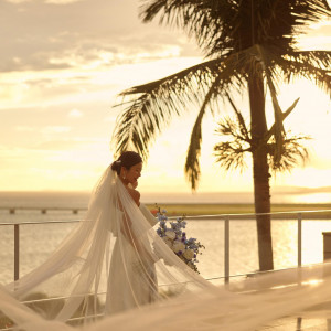 ロケーションの宝庫！瀬長島にて到着後すぐにフォトウエディング