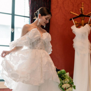 【GRAND OPEN記念】有名提携ドレスショップで使えるドレスチケット20万円分プレゼント