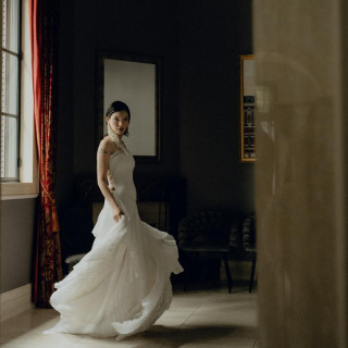 光と影が奏でる美しい装い