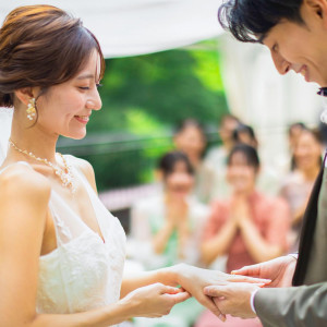 日比谷パレスのルーフトップにあるガーデンチャペル。360度を自然に囲まれた景観でガーデン挙式が叶います。|日比谷パレスの写真(56697920)