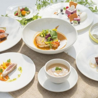 〈最大50万特典×アマギフ5千円分〉花嫁体験&南フランス料理試食