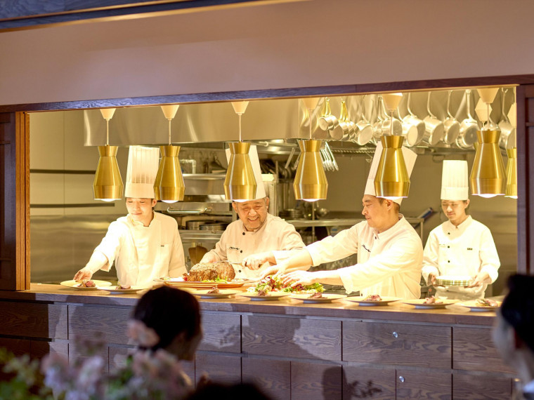 スタッフ全員で最高のパフォーマンスでおもてなし