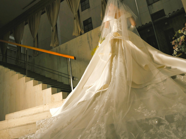 ホテルで撮る「写真だけの結婚式」