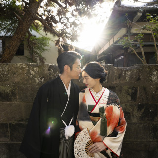 和装、洋装どちらも合うこと鎌倉の街並み。