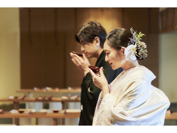 伝統的ながらも洗練された神前式が叶う“山の神殿”