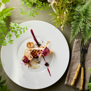 すべての皿に熊本を感じる おふたりの人柄をも表現する新しい婚礼料理|WeGreen RESORTの写真(53884378)