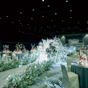 ゲストと楽しむ、体験型シアターをコンセプトにした会場〈ロウズ〉|WeGreen RESORTの写真(56552805)