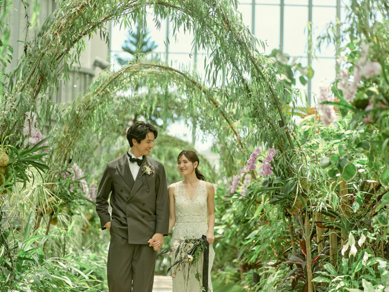 〈特別なセレモニー〉日本最大級の温室で誓う温室ウエディング