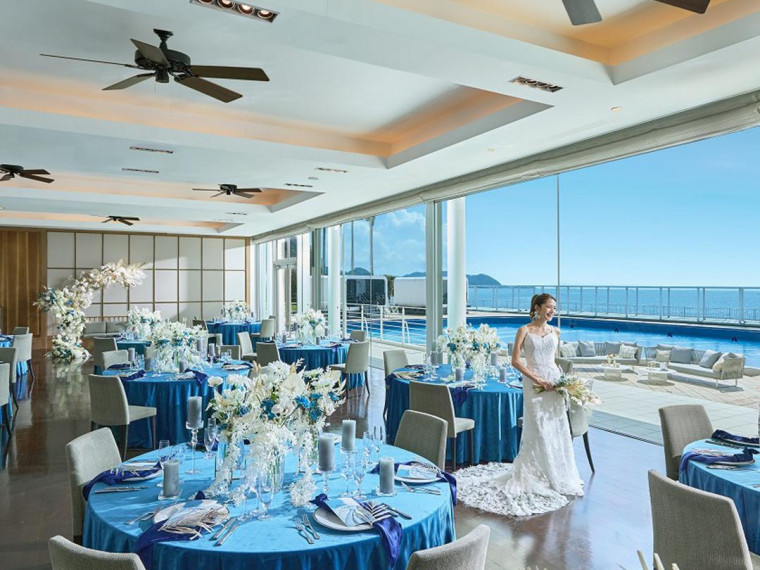 リビエラ逗子マリーナの専用サロンで選べる運命の1着