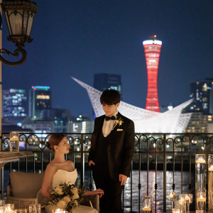 神戸港の美しい夜景とともにナイトウェディングが叶う空間|ラ・テラスホール神戸（LASUITE LE PAN Bldg.）の写真(50072259)