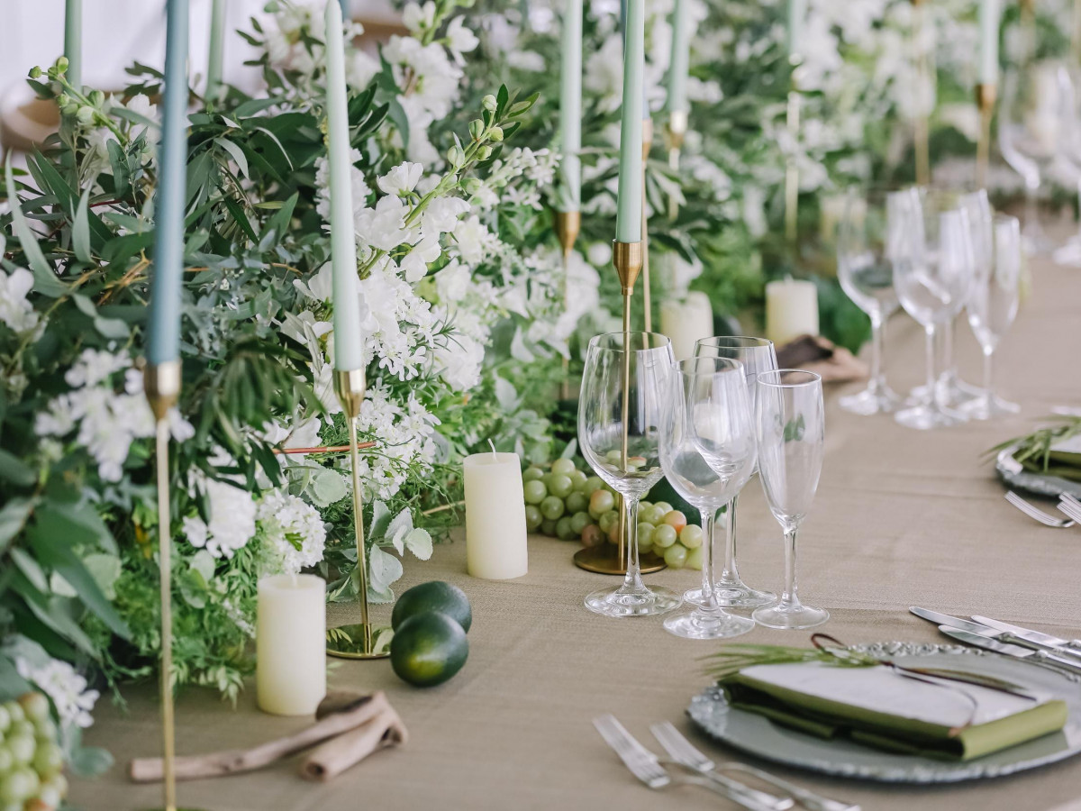  ありがとうを
近くで伝えられる
少人数での結婚式