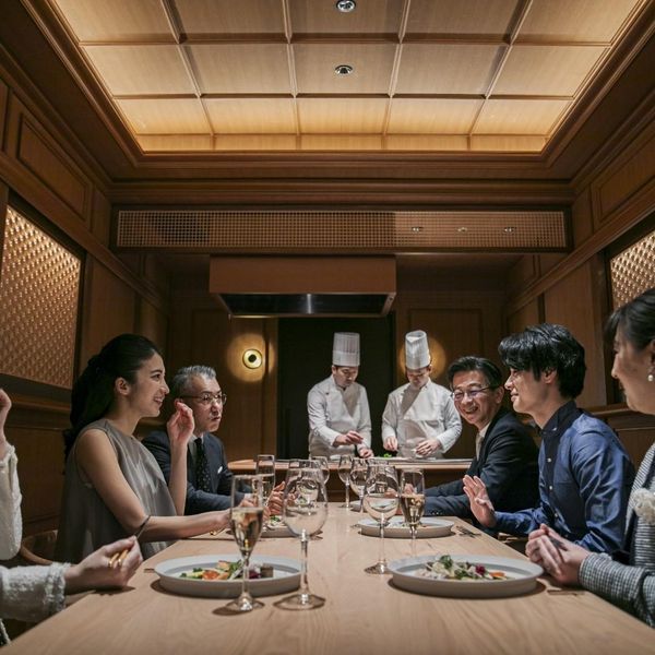 【Chef’s Kitchen】少人数で豊かな時間を過ごす、シェフのライブ感ある調理を目の前にした料理重視の個室|THE KEGO CLUB by HAPPO-ENの写真(59724802)
