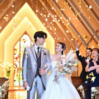 ＼チャペルリニューアル／ステンドグラス煌くチャペル×美食体験