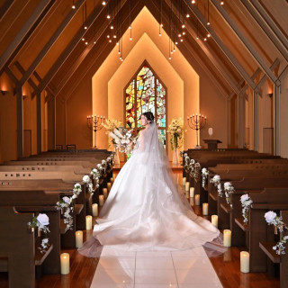 ＼チャペルリニューアル／ステンドグラス煌くチャペル×美食体験