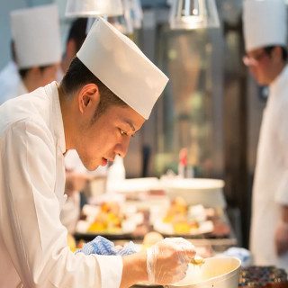ゲスト皆様に「美味しい」と笑顔になっていただけるよう一皿一皿に想いを込めてお作りしています