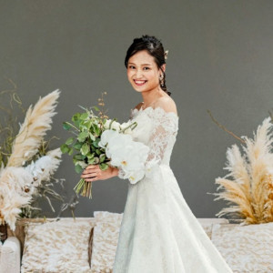 【人気のFOUR SIS & CO.】花嫁を人生最高に美しく