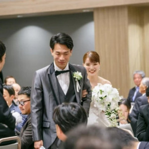 グレーの壁紙がシンプルでお洒落なコーディネートを演出。|オリエンタルホテル福岡博多ステーションの写真(52396234)
