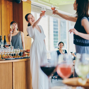 ゲストと同じ目線で楽しみながらゆっくりと過ごせます|UNWEDDING　中之島の写真(52410009)