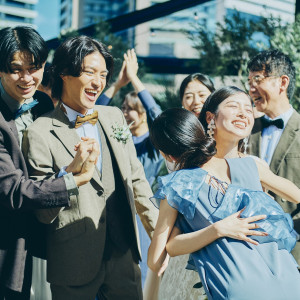 新郎新婦ってここまではしゃいで良かったんだ!|UNWEDDING 中之島の写真(55480115)