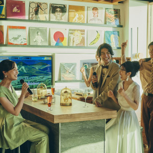 パーティの後半はカラオケで盛り上がれる|UNWEDDING　中之島の写真(55481530)