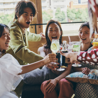 会費制なのでゲストの負担も少なく、結婚式のルールもいらないのでリラックスして過ごせます。