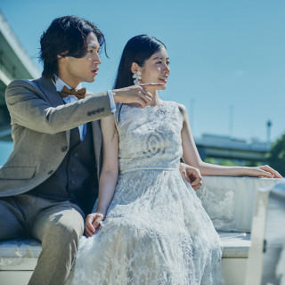 自由に動き回りやすい、シンプルだけどトレンド感があるドレスをご用意